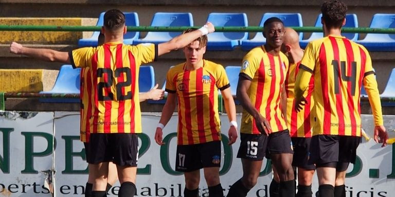 Los jugadores del Sant Andreu celebran un gol en el Narcís Sala / CEDIDA