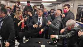 Joan Laporta celebra con cava su regreso a la presidencia del Barça / ESTIMEM EL BARÇA