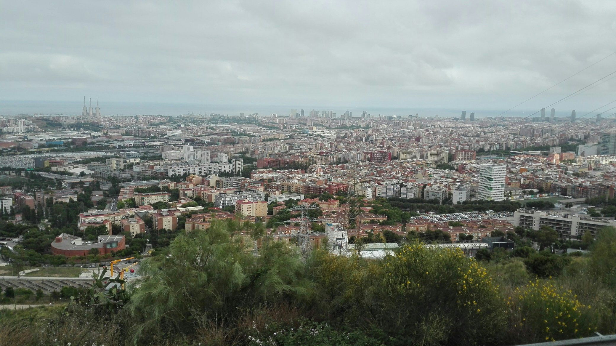 Vistas des del mirador de Torre Baró / @sergimarza71