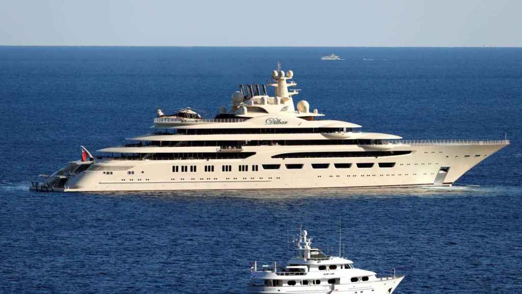 El Dilbar, el sexto barco más grande del mundo