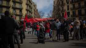 Manifestacón contra la precariedad laboral ante la Delegación del Gobierno / EUROPA PRESS