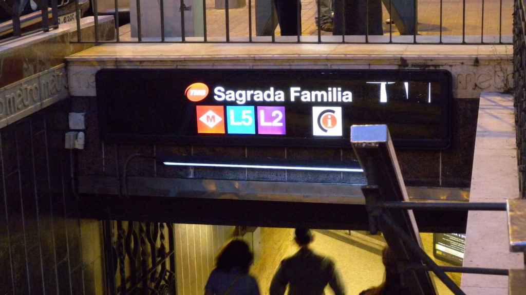 Entrada de la estación de Metro de Sagrada Família / WIKIMEDIA COMMONS