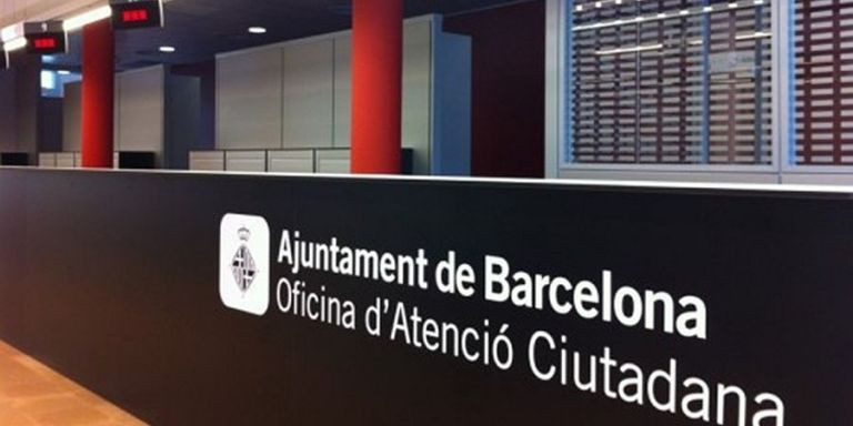 Una oficina de atención ciudadana del Ayuntamiento de Barcelona / AYUNTAMIENTO DE BARCELONA