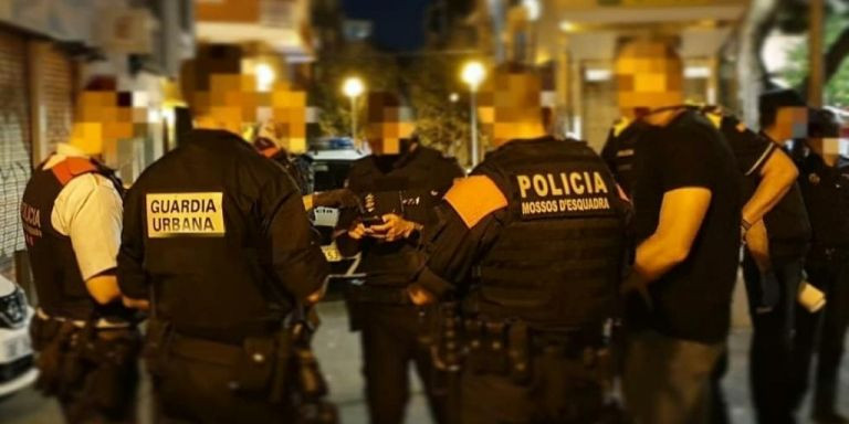 Agentes de la 'Yankee' y mossos d'esquadra / CEDIDA