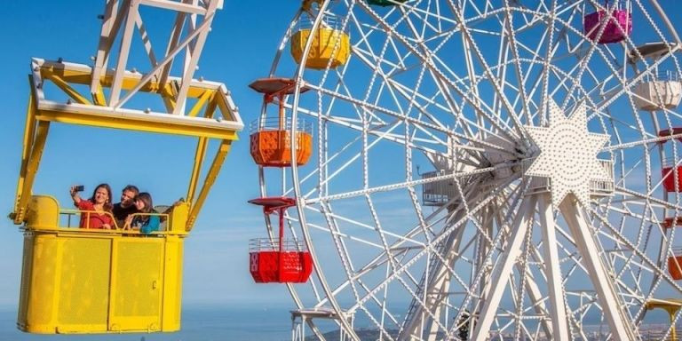 La Noria y la Talaia del Parque de Atracciones del Tibidabo / BSM