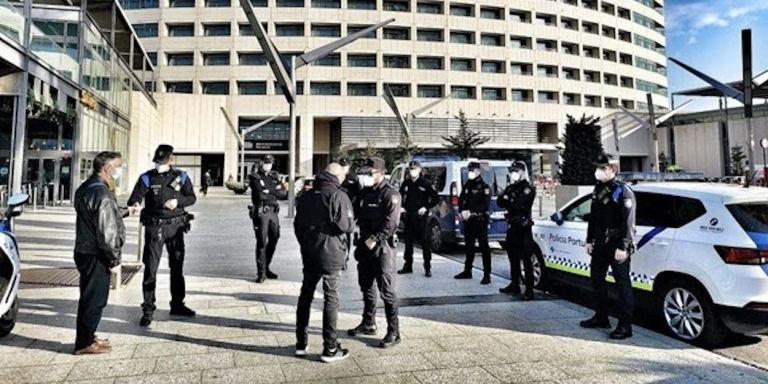 Operativo policial conjunto de Policía Portuaria y Policía Nacional / PUERTO DE BARCELONA