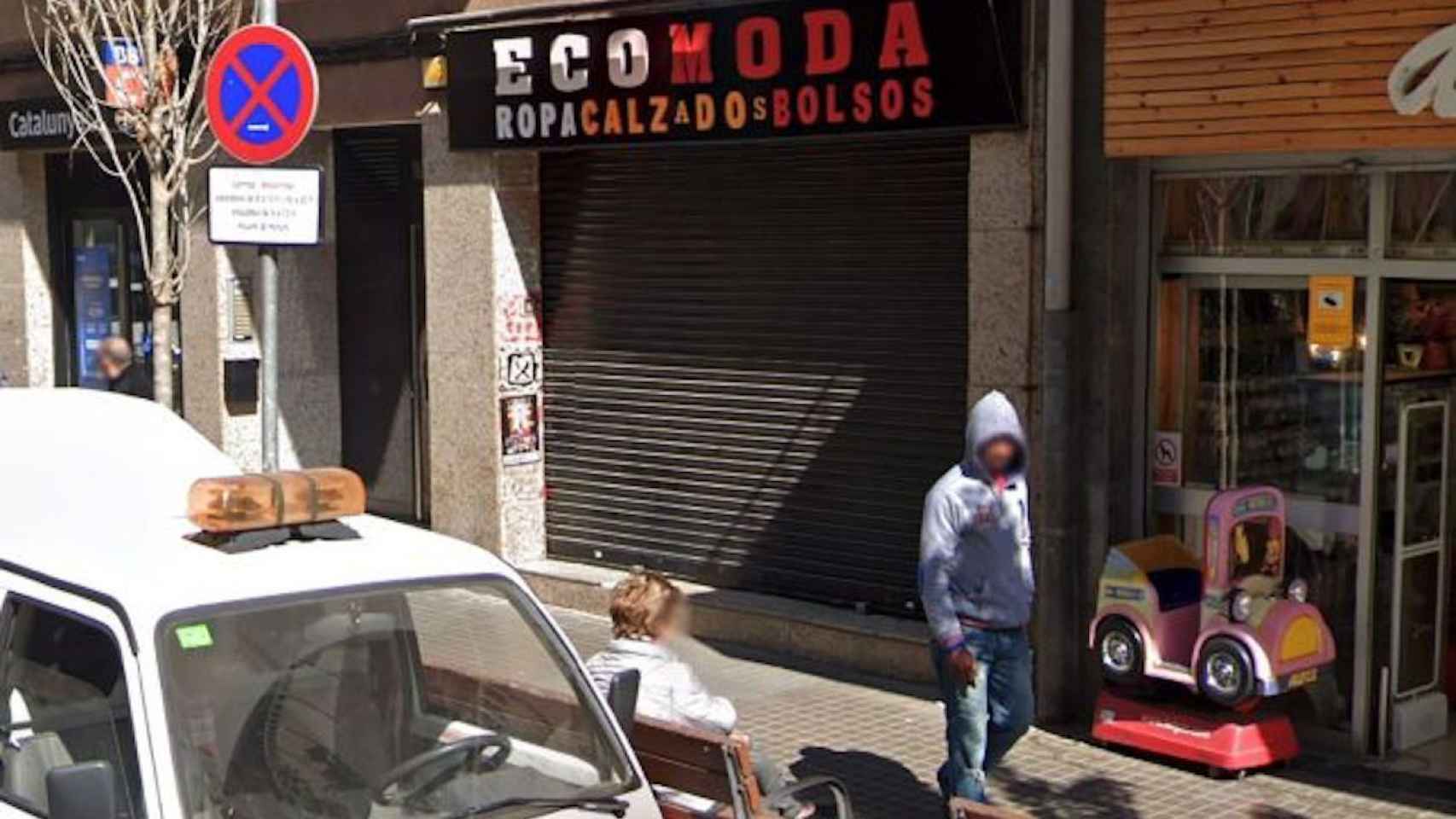 Exterior de la tienda Ecomoda, en Ripollet