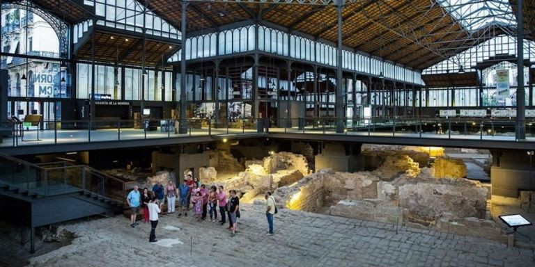 Yacimiento en el antiguo Mercat del Born / EL BORN CCM