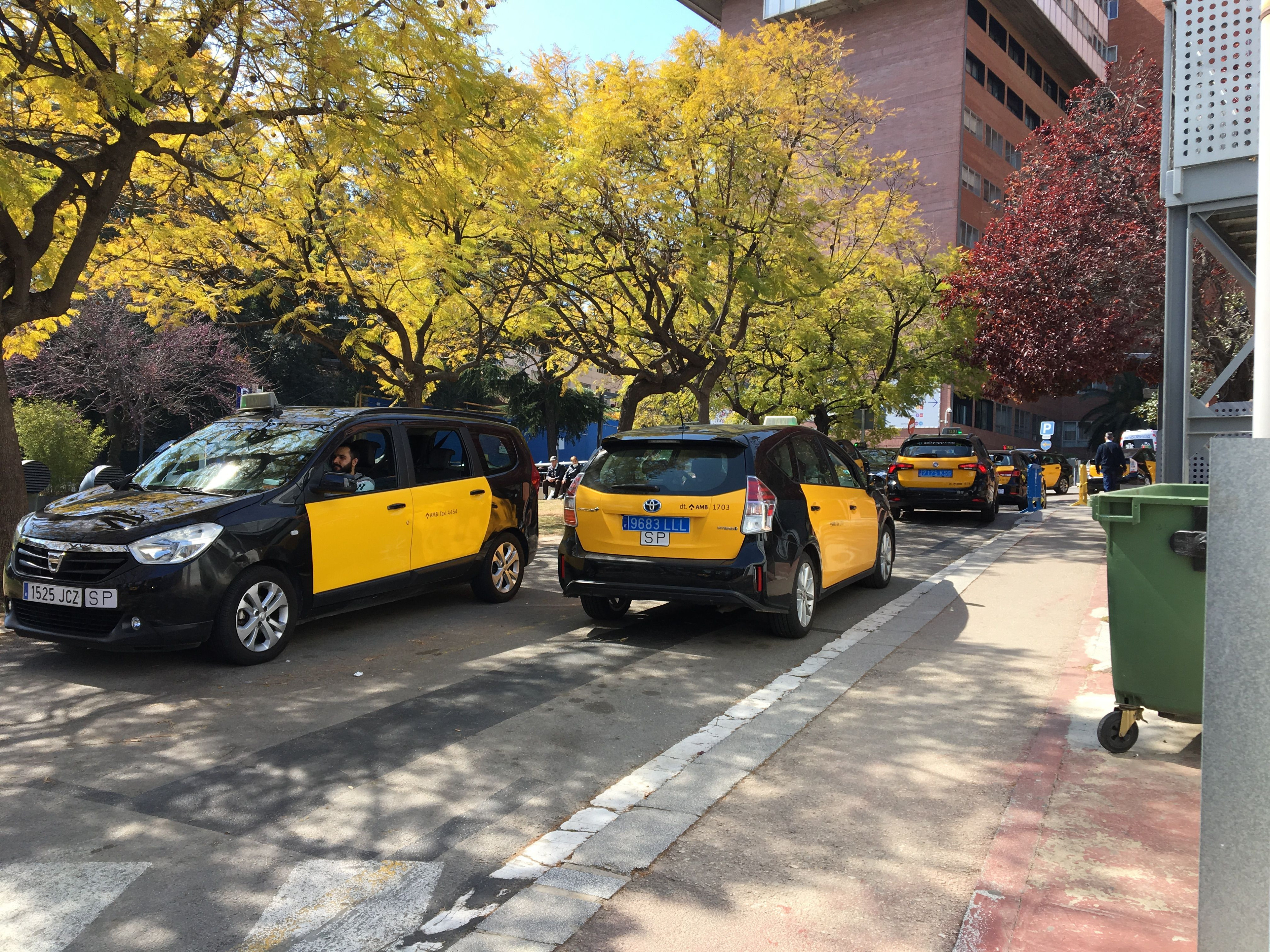 Parada de taxis del Hospital Vall d'Hebron / RP