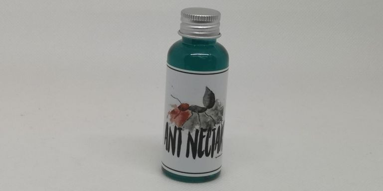 'Ant Nectar', hecho a base de sales minerales, azúcar y agua / ANTDERGROUND