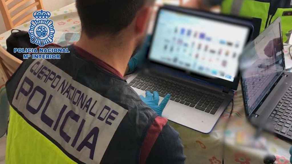 Un investigador de la Policía Nacional contra la pornografía infantil / POLICÍA NACIONAL