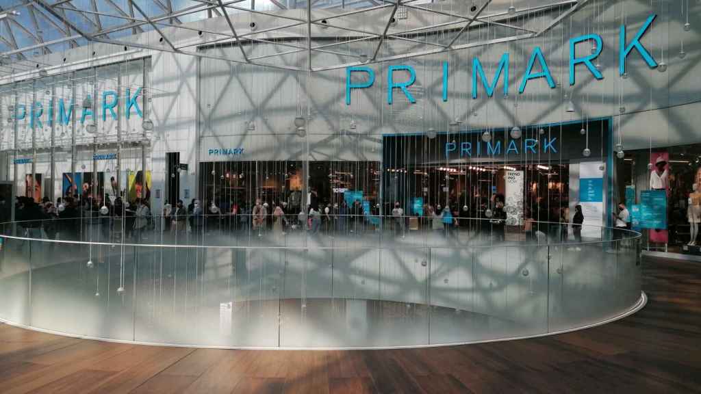 Cola de Primark en Diagonal Mar / CEDIDA