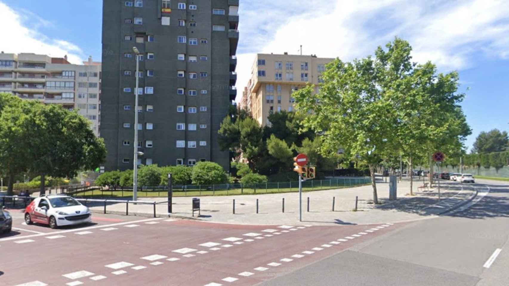 Avenida de Xile, en su confluencia con la calle Pintor Ribalta / GM