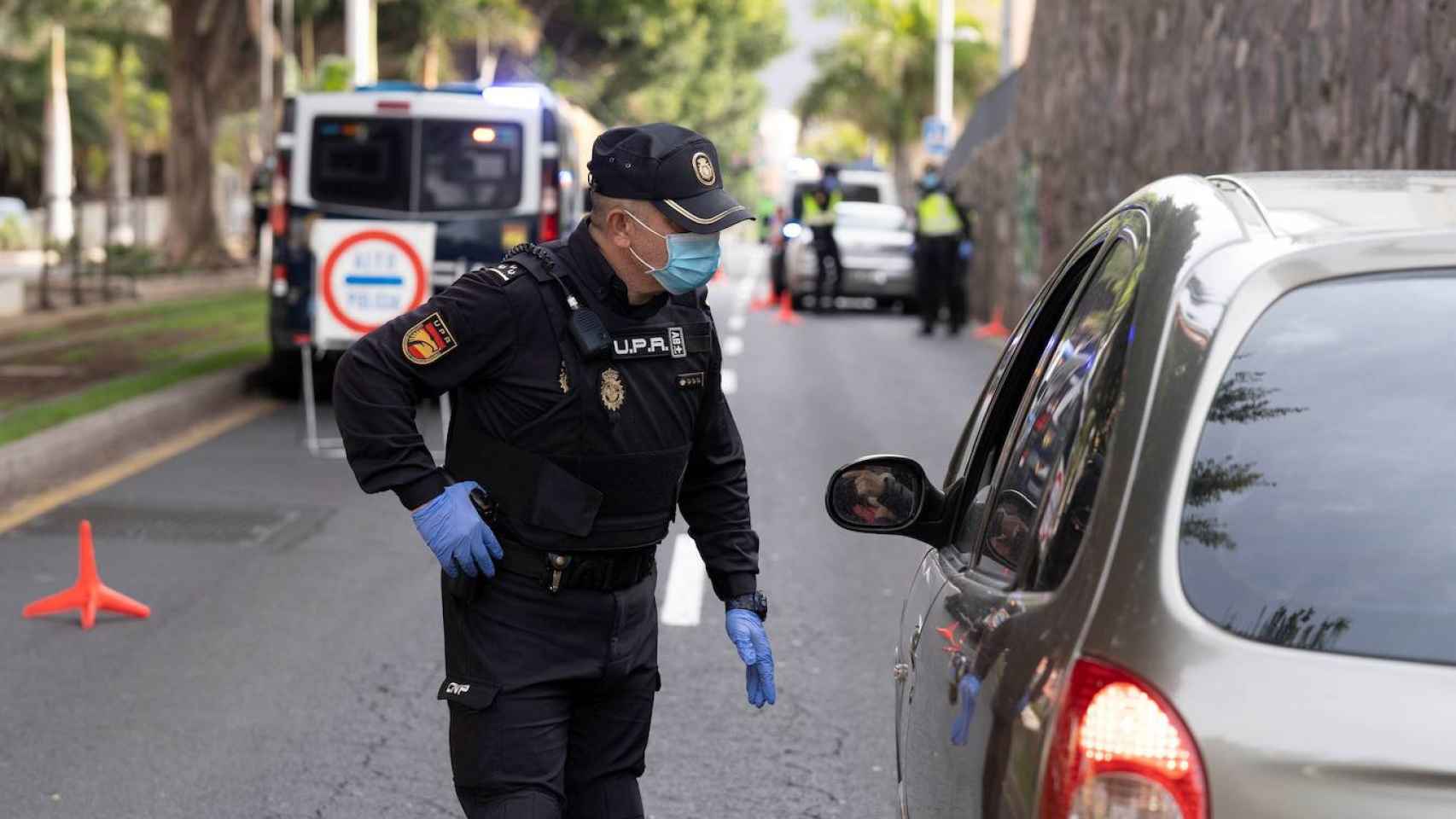 Imagen de un control de la Policía Nacional / EFE