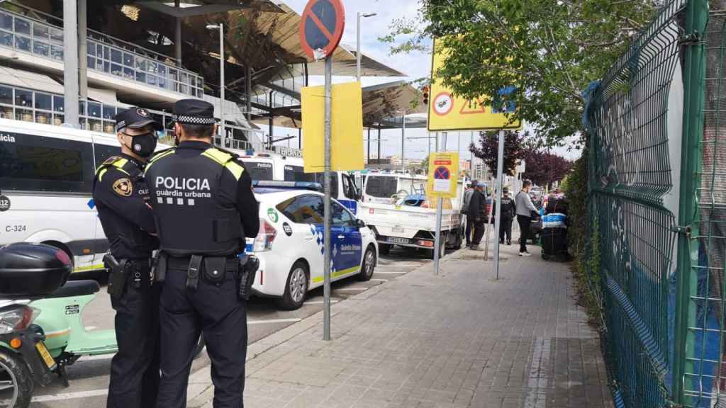 El Ayuntamiento de Barcelona ha procedido al desalojo del asentamiento de Glòries esta mañana / G. A