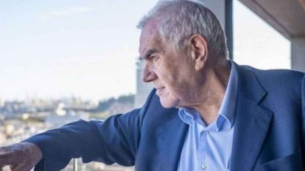 Ernest Maragall, en la terraza del Ayuntamiento de Barcelona / LENA PRIETO