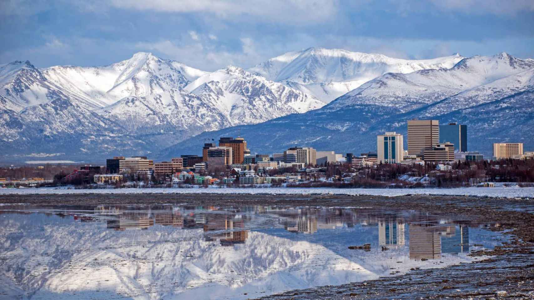 Vista del horizonte de Anchorage, en Alaska / iStock