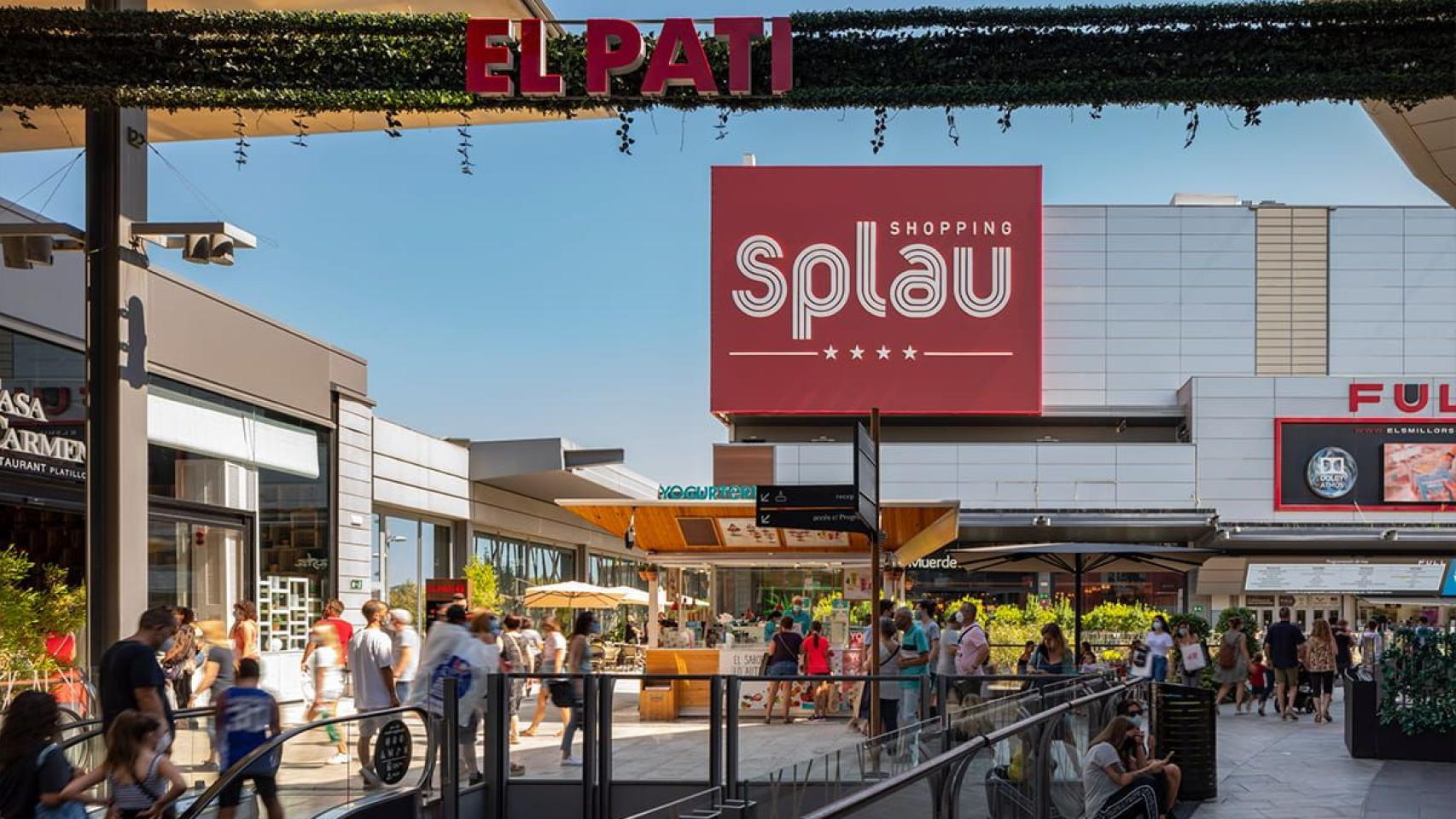 La zona de El Pati del centro comercial Splau