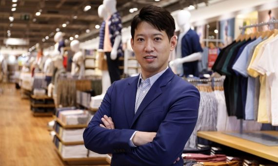 Kohsuke Kobayashi, director de operaciones de UNIQLO España, en la presentación de la nueva tienda de UNIQLO en La Maquinista / CEDIDA