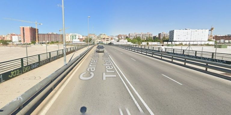 El Pont del Treball Digne, donde se produjo la detención / GOOGLE STREET VIEW