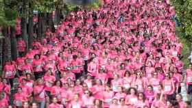 Carrera de la mujer patrocinada por Central Lechera Asturiana