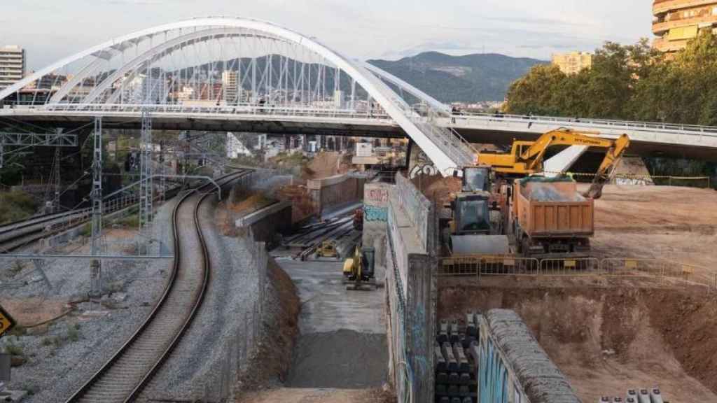 Obras para la futura estación de la Sagrera, uno de los grandes proyectos en Barcelona / PABLO MIRANZO