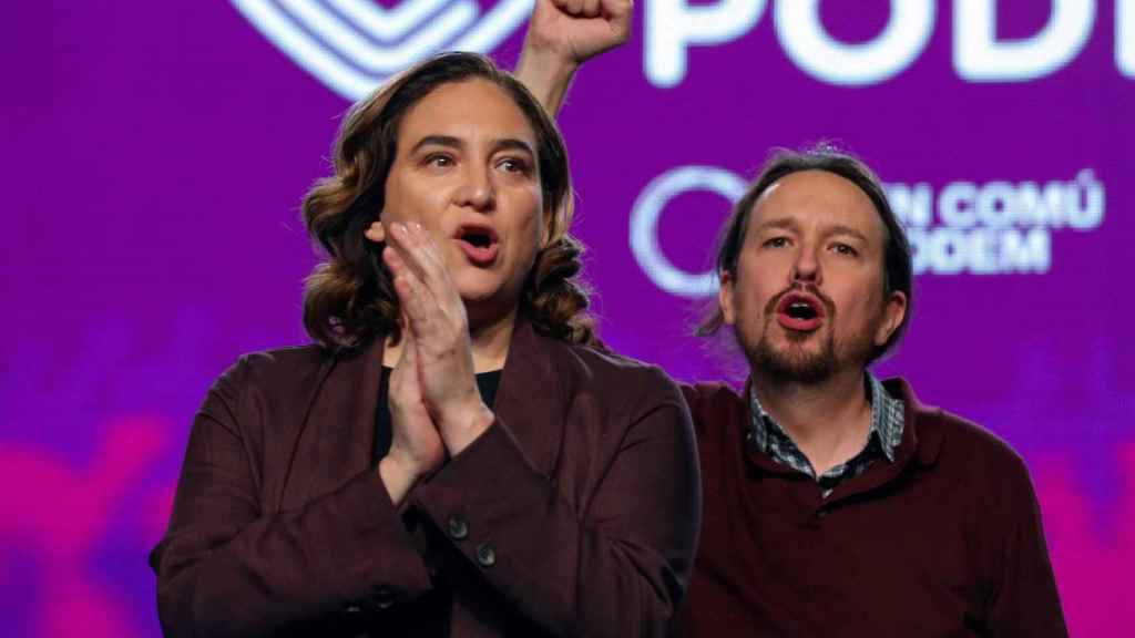 Ada Colau y Pablo Iglesias en un mitin / EFE