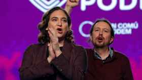 Ada Colau y Pablo Iglesias en un mitin / EFE