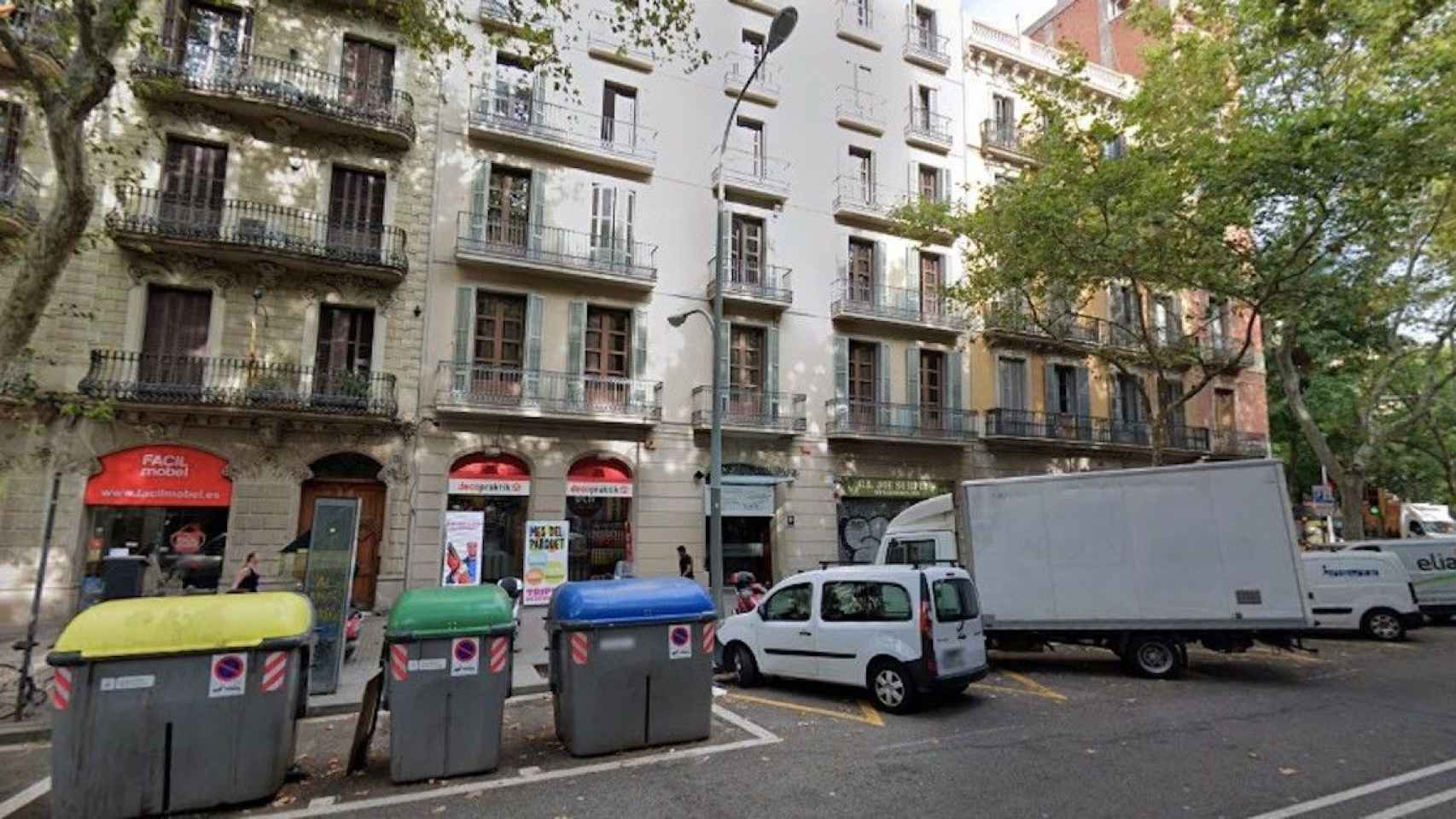 El edificio del Eixample que se convertirá en pisos / GOOGLE MAPS