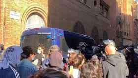 Desahucio múltiple en la calle del Bisbe Laguarda de Barcelona / SINDICAT D'HABITATGE DEL RAVAL