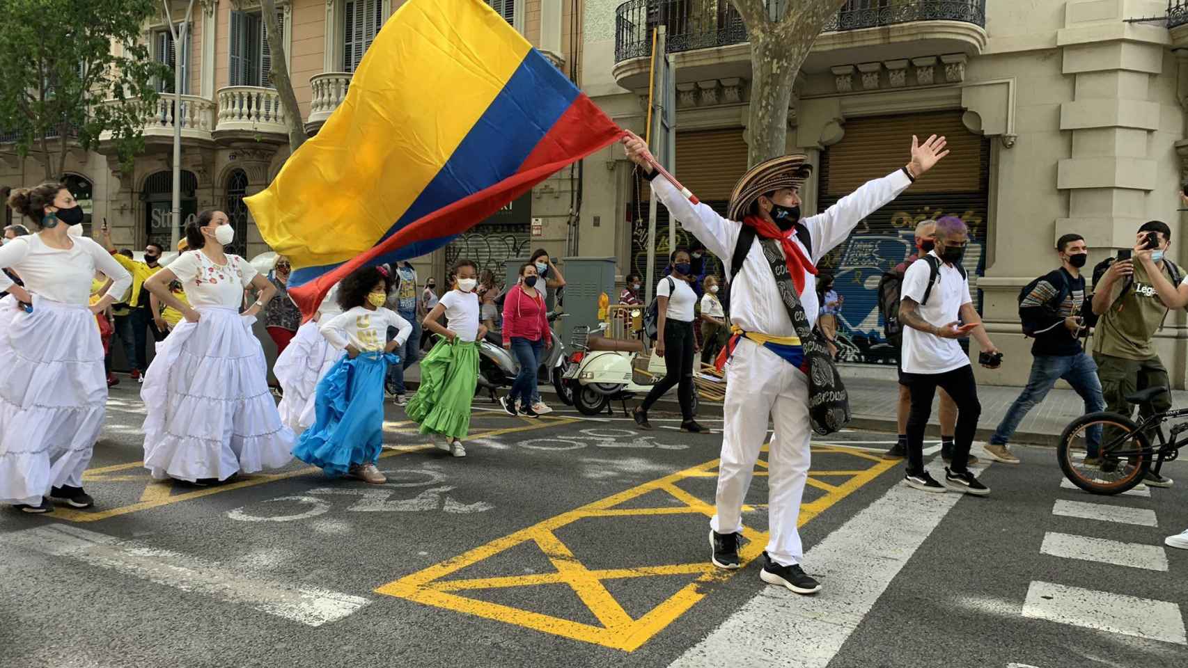 Imágenes de la manifestación en Barcelona contra la represión en Colombia / REDES SOCIALES