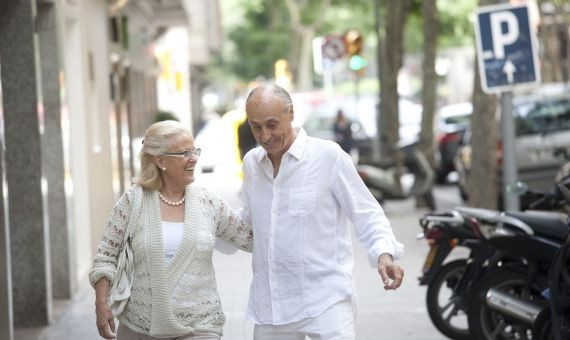 Disfrutar de una vejez saludable / Óscar Ferrer -DIPUTACIÓN DE BARCELONA