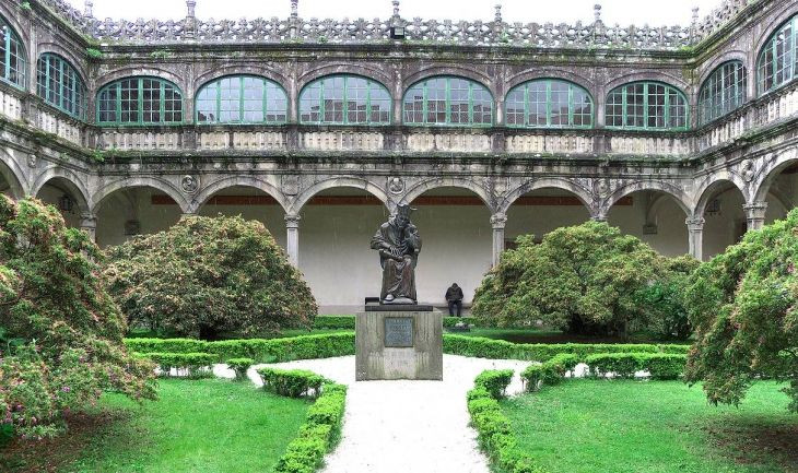 Interior de la Universidad de Santiago de Compostela