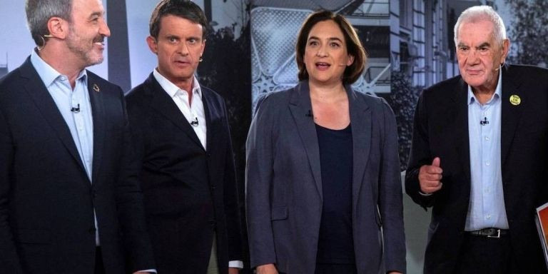 Valls con Colau, Collboni y Maragall en un debate electoral / EFE