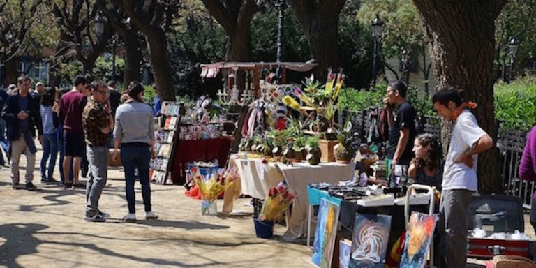 Actividad en la vía pública del Eixample / AYUNTAMIENTO DE BARCELONA