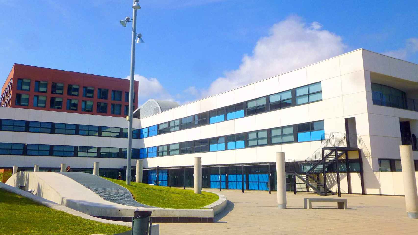 Exterior del TecnoCampus Mataró, en el Maresme