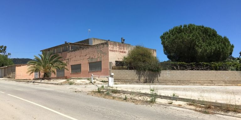 Restaurante abandonado de la carretera Sanson / RP