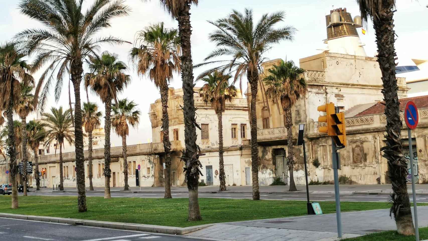 Paseo de los Tinglados, en Barcelona / INMA SANTOS