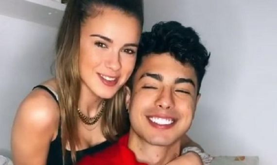 Naim Darrechi y Mar Lucas posan enamorados durante su relación / RRSS