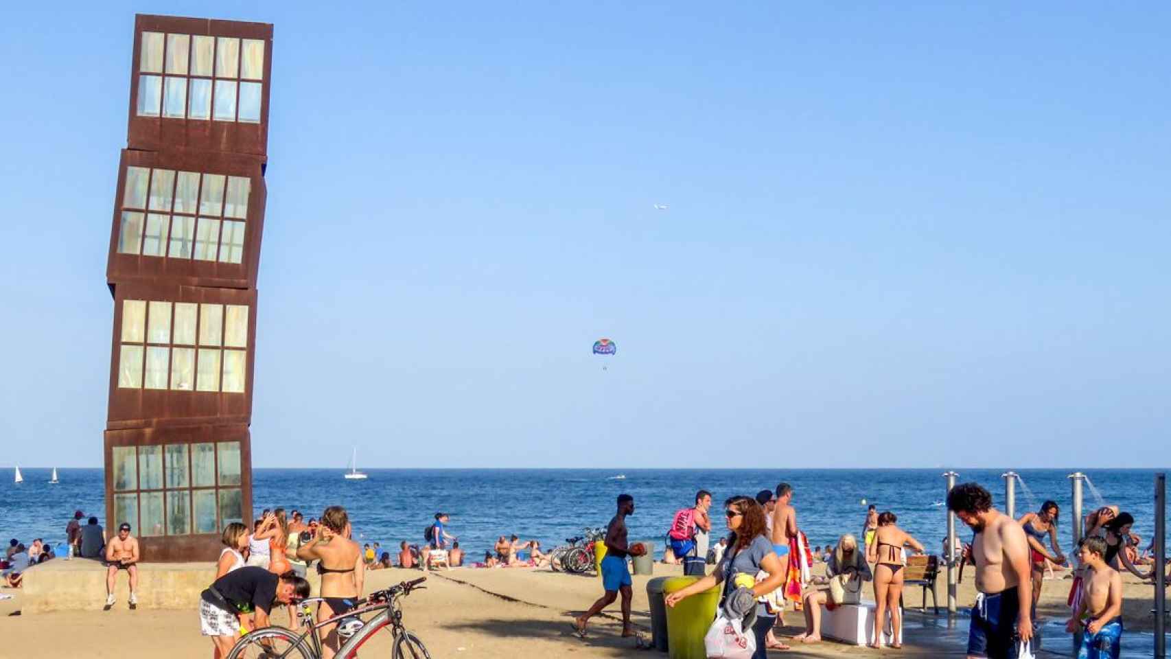 La playa de Sant Miquel, donde un hombre ha sido pillado grabando a un menor desnudo / AJUNTAMENT