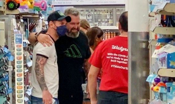 Leo Messi en el supermercado de Florida / TWITTER