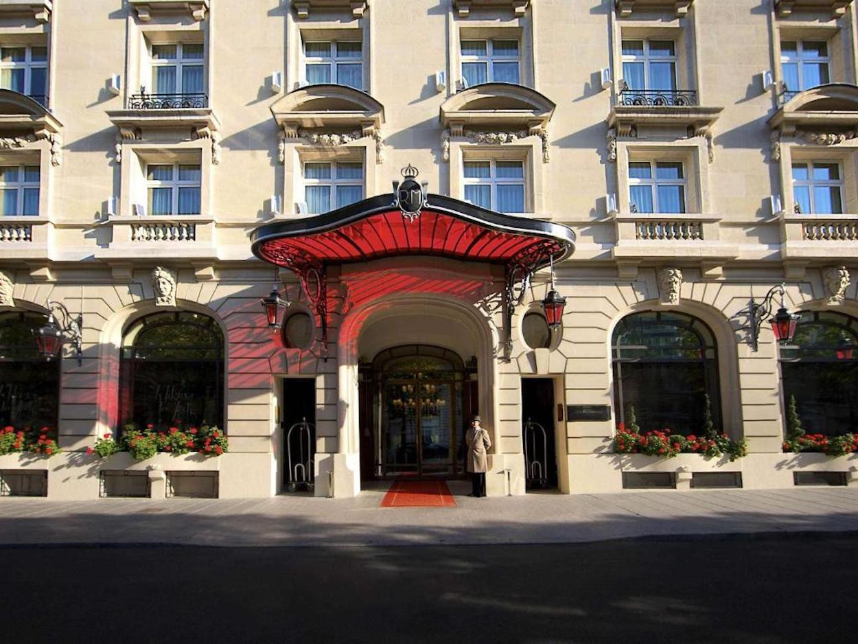 Exterior del hotel Le Royal Monceau de París