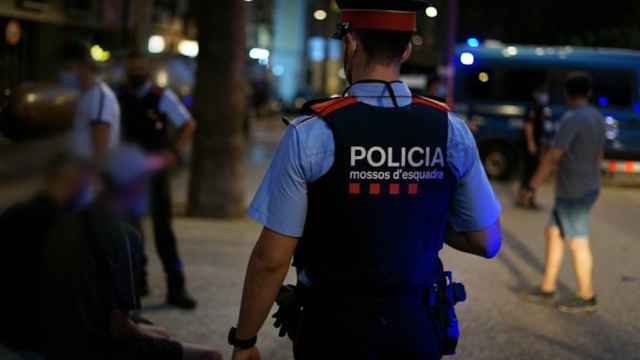 Los Mossos d'Esquadra en una actuación policial en Barcelona