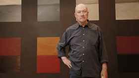 Sean Scully junto a una de sus obras / EFE