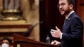 Pere Aragonès, presidente de la Generalitat, en el pleno del Parlament / EFE