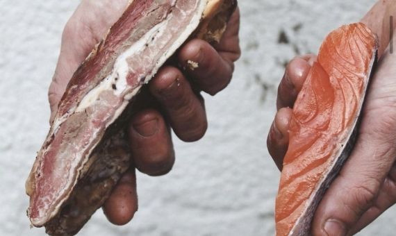 Ternera y salmón frescos, algunos de los ingredientes claves de l'Immoral / L'IMMORAL