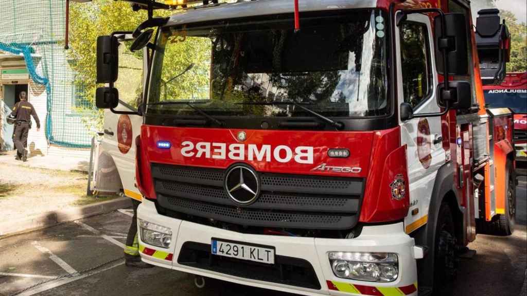 Bomberos de Barcelona durante una actuación / BOMBERS DE BARCELONA