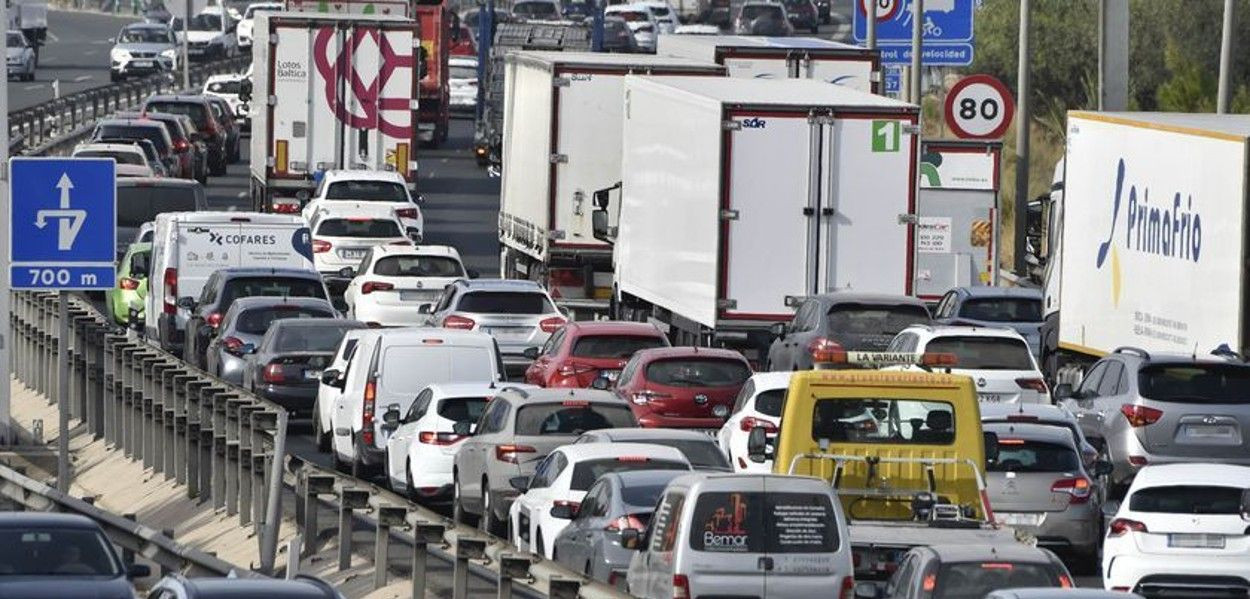 Retenciones en una autopista de Barcelona / EUROPA PRESS