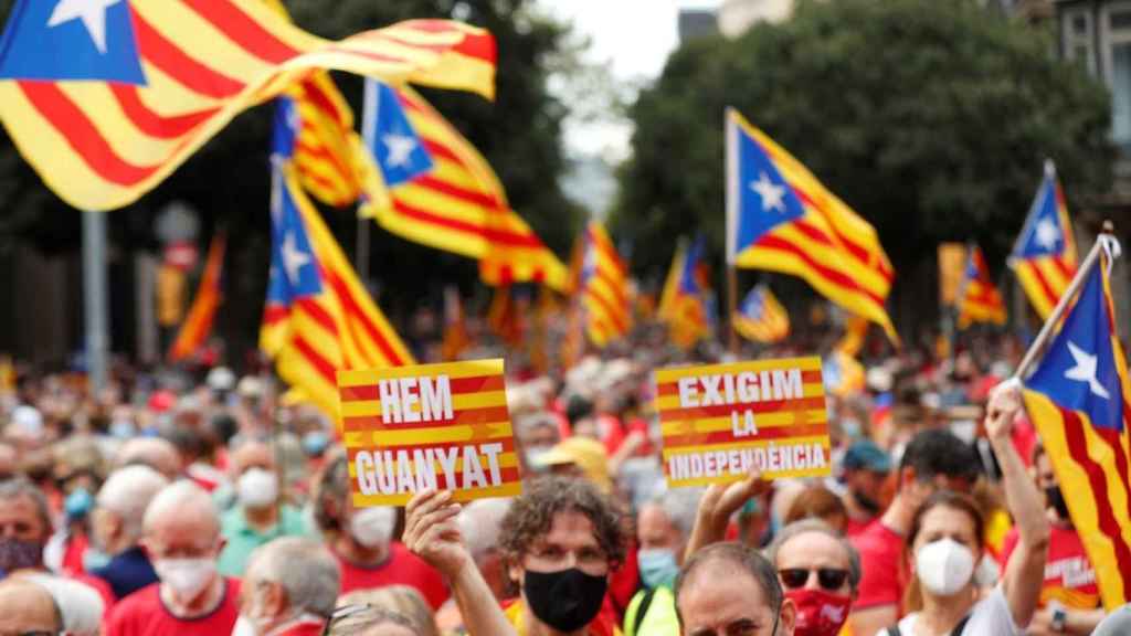 Asistentes de la manifestación independentista convocada por la ANC / EFE