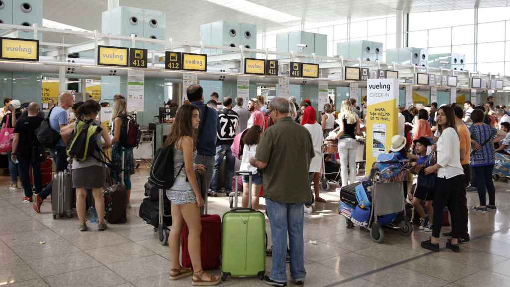 Colas en el aeropuerto de Barcelona El Prat